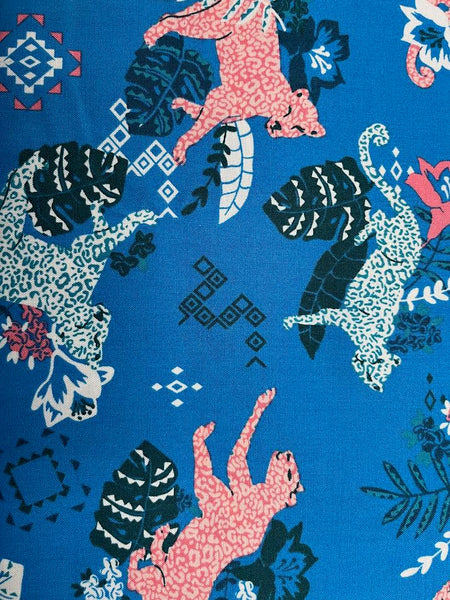 Pink Tiger on Blue (SYM19458)