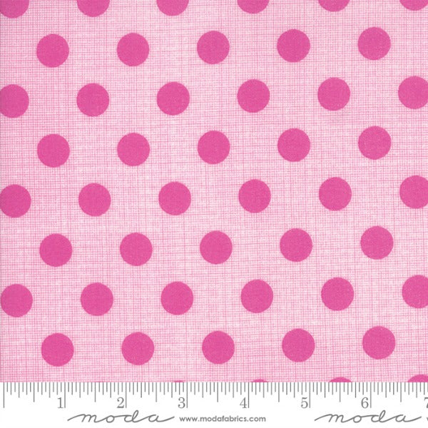 Circulus by Jen Kingwell - Movelty Dots in Petunia (18131-21)