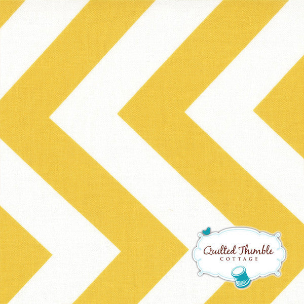 Half Moon Modern by Moda Fabrics - Sunshine Big Zig Zag (32349-18)