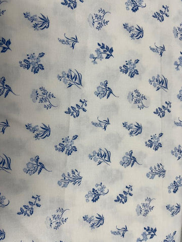 Blue Flowers on White (FST34)